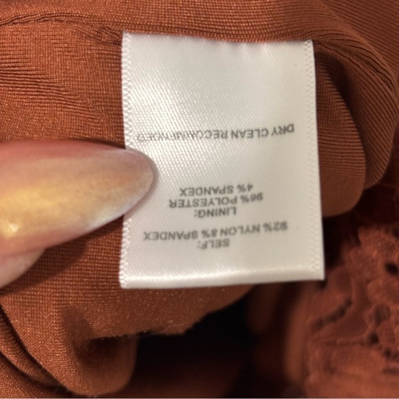 Ali & Jay Los Angeles lace ruffle stretch midi dress Large - Picture 9 of 9